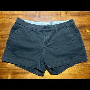 Size 2 black old navy shorts